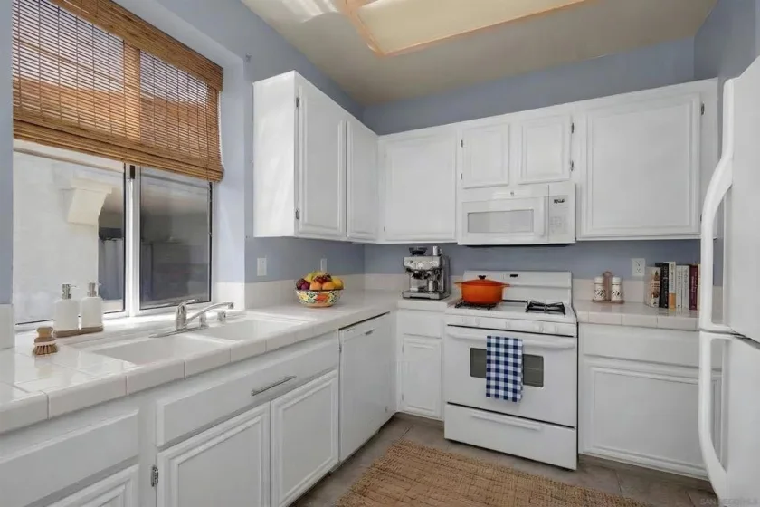11454 Via Rancho San Diego #208 photo 15