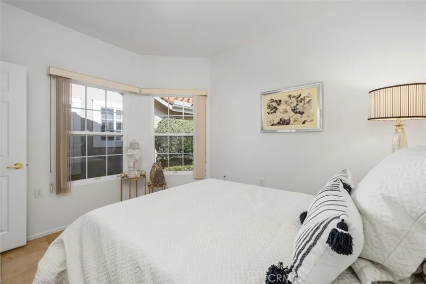 21724 San Leandro photo 15