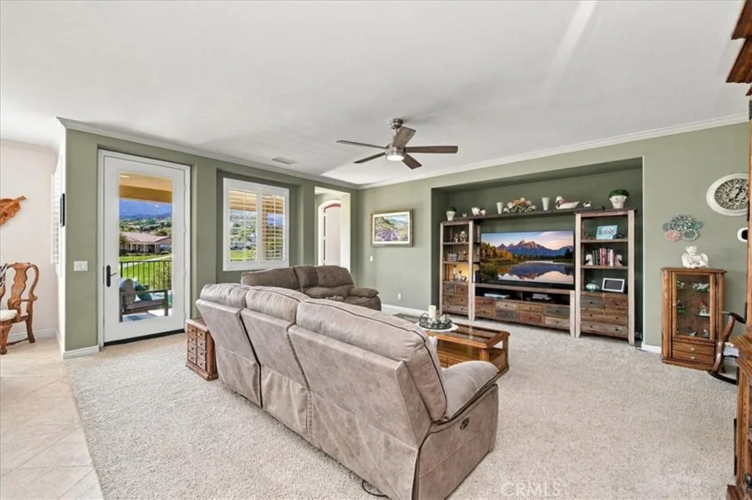 8969 Cuyamaca photo 15