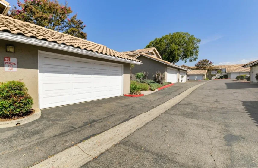 1352 Palomar photo 31