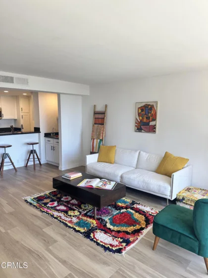 10535 Wilshire Boulevard #902 photo 1