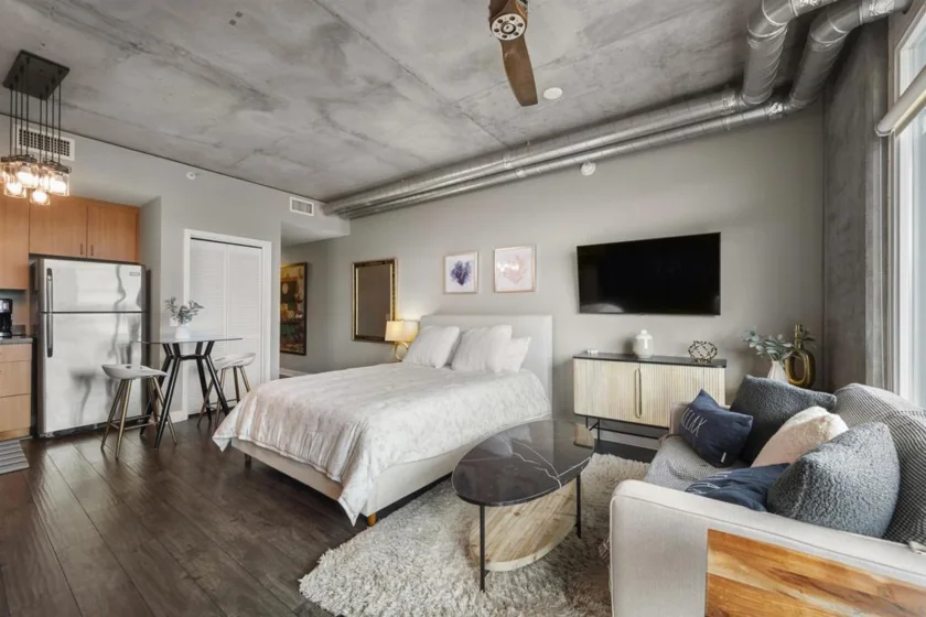 1080 Park Boulevard #203 photo 4