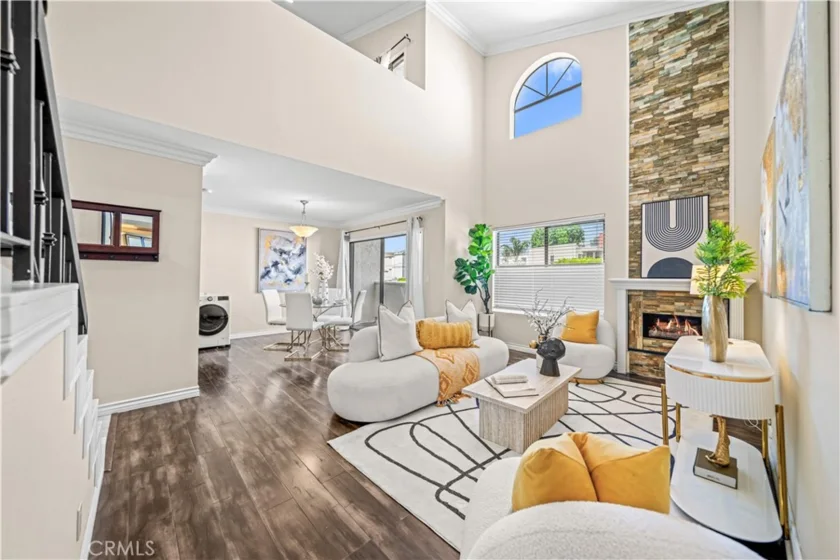 4211 Arch #203 photo 12