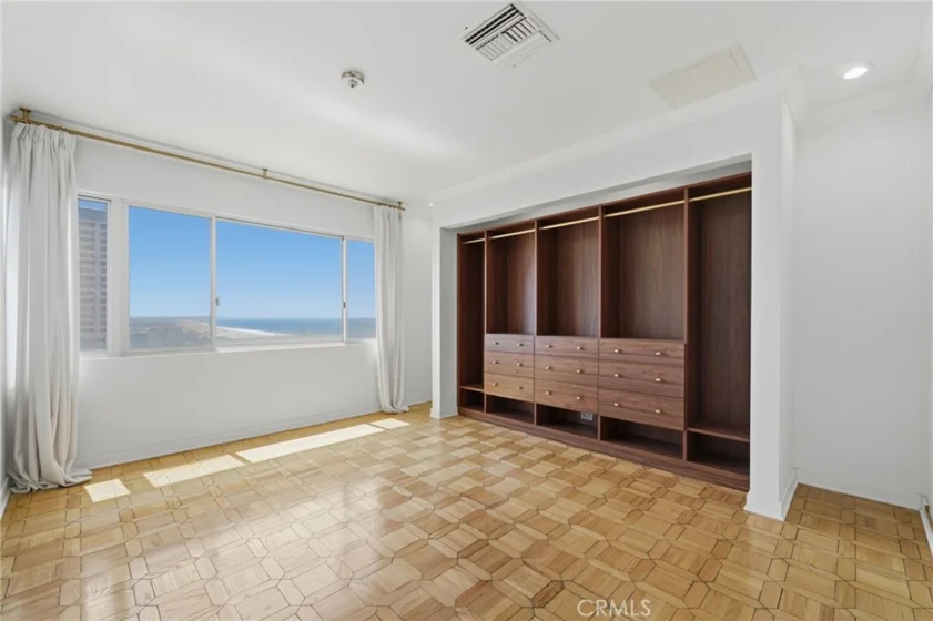 101 California #1104 photo 23