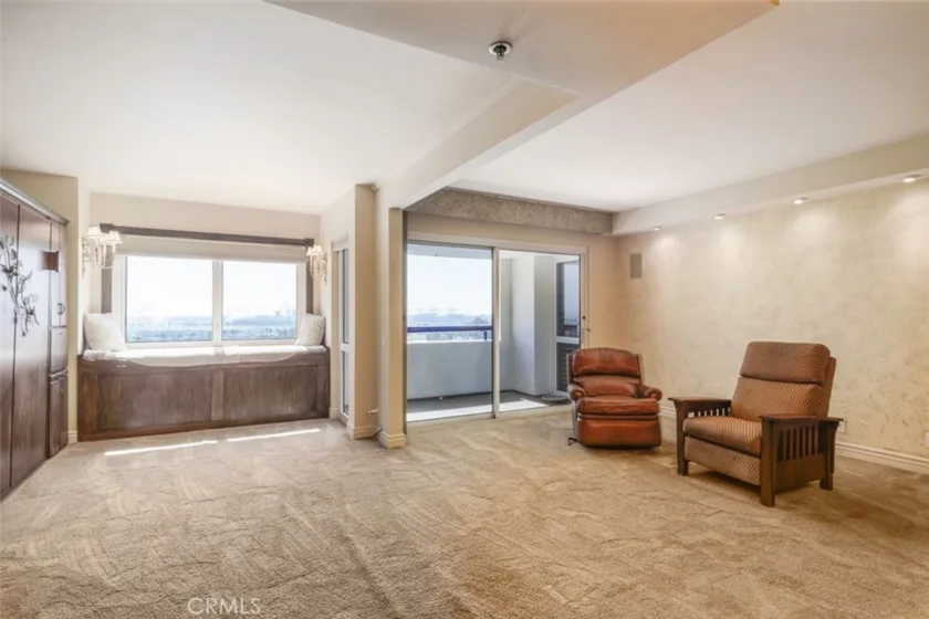 525 E Seaside Way #807 photo 13