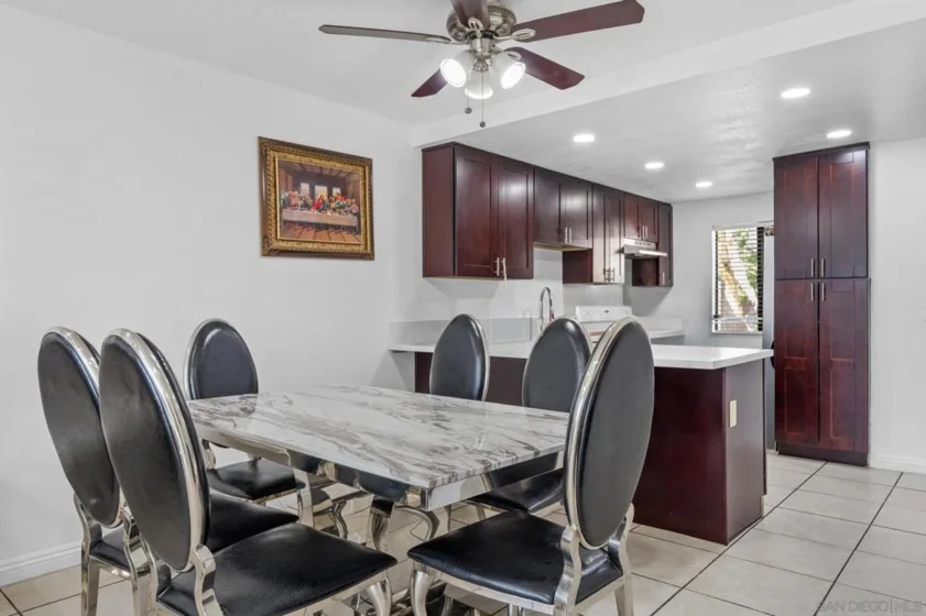 389 Shady Lane #I photo 5