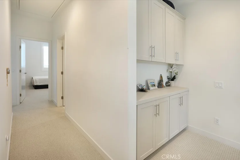 854 S Harbor Boulevard photo 32