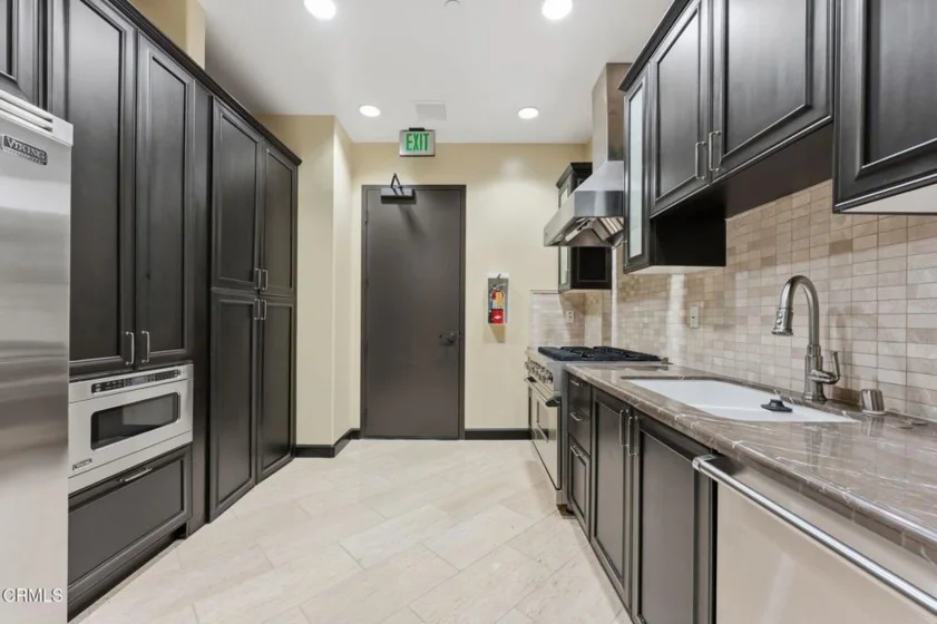 155 Cordova Street #205 photo 28