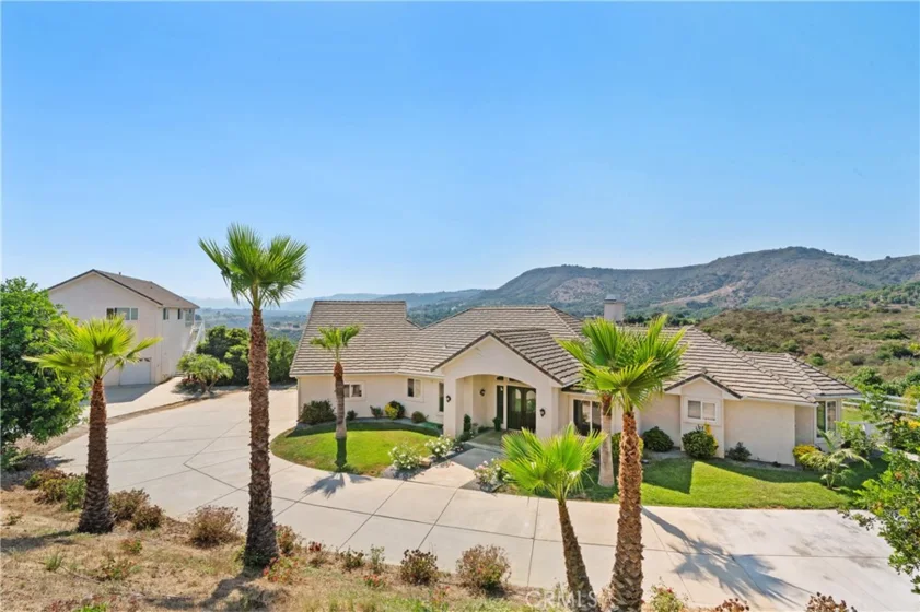 23505 Carancho Road photo 1