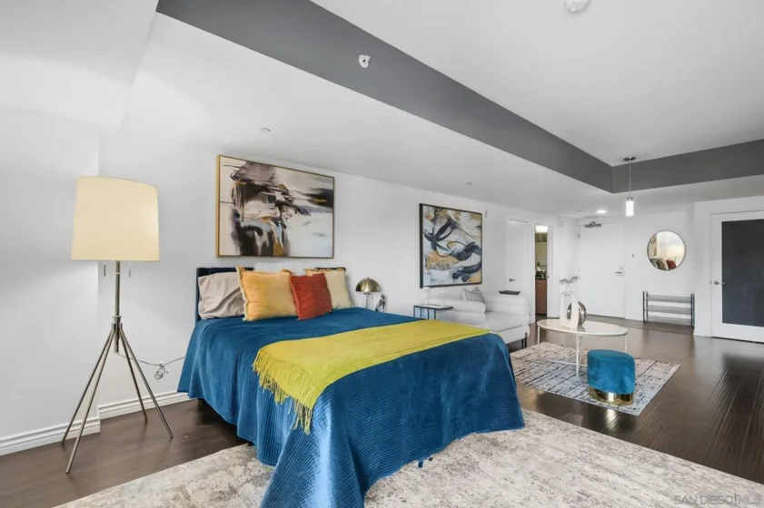 875 G Street #512 photo 9