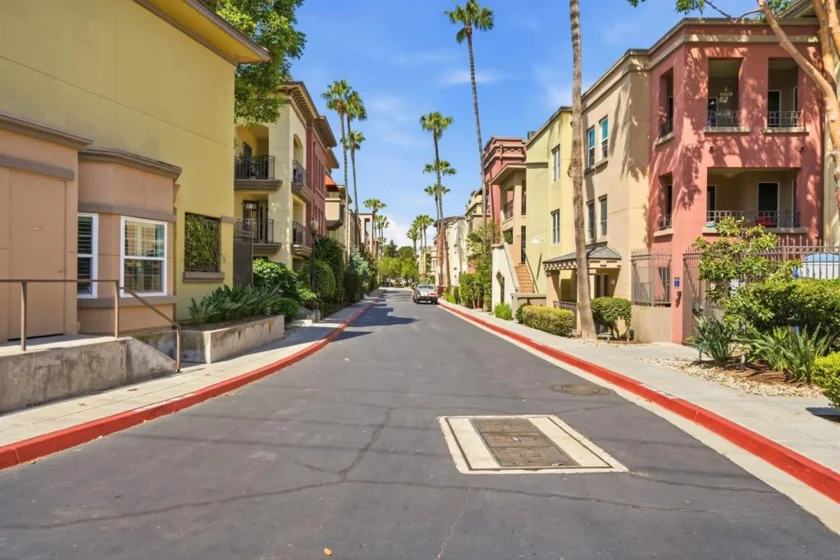 3964 Richmond photo 43