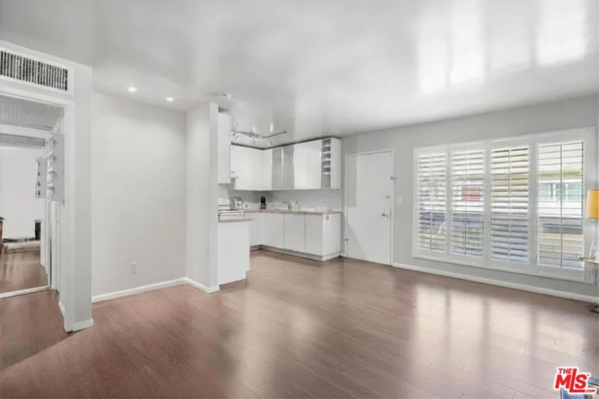 970 Palm Avenue #218 photo 2