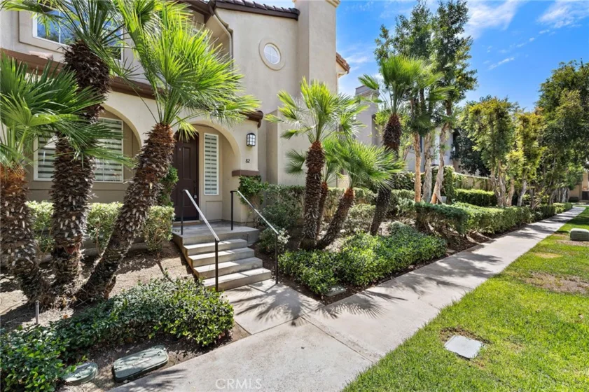 82 Rosenblum photo 1