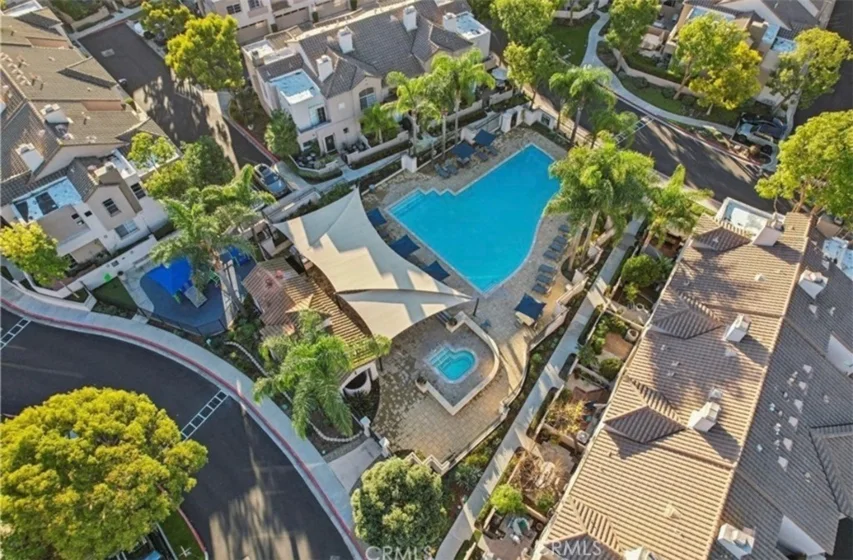 67 Tradewinds photo 32