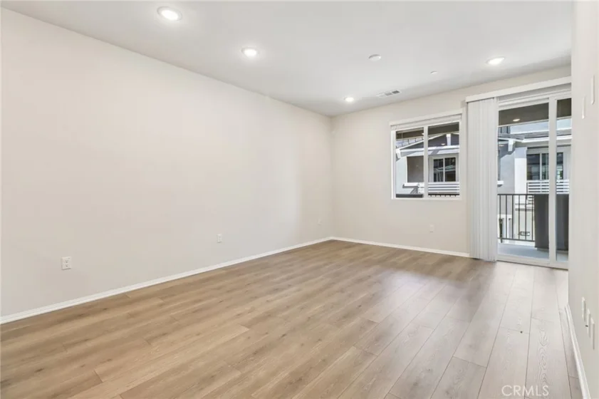 405 Lotus Drive photo 7
