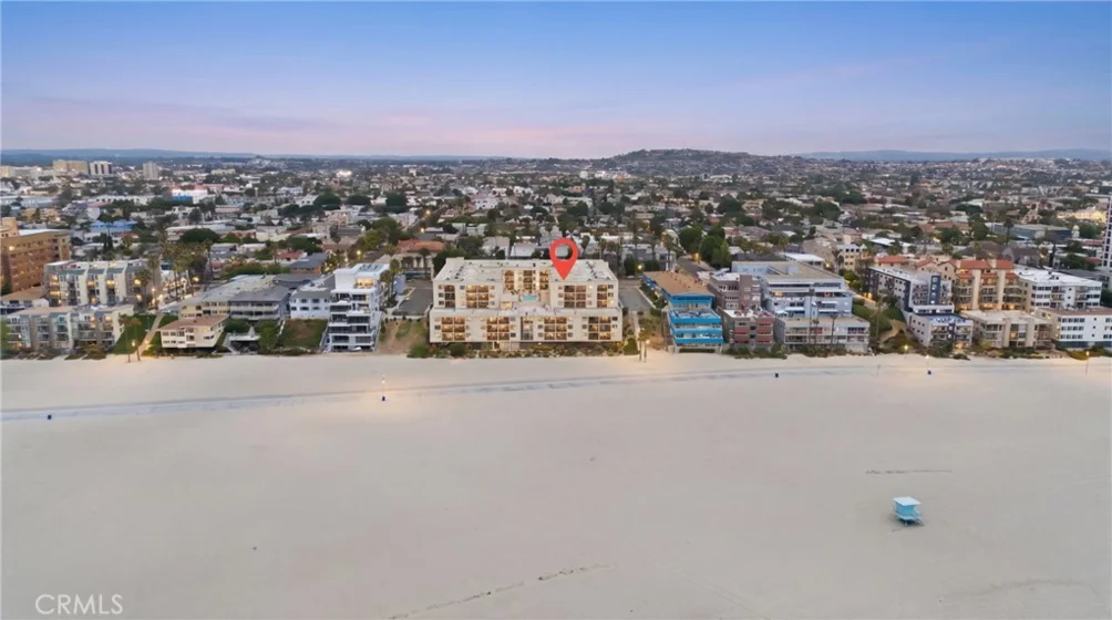1140 E Ocean photo 21