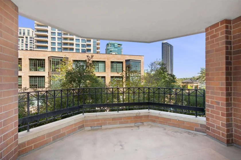 500 W Harbor #417 photo 6