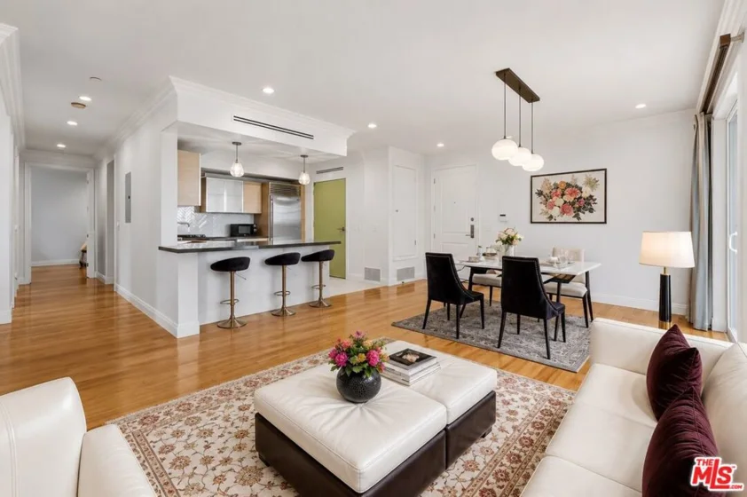 8121 Norton Avenue #201 photo 7