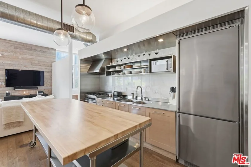 4080 Glencoe Avenue #317 photo 7
