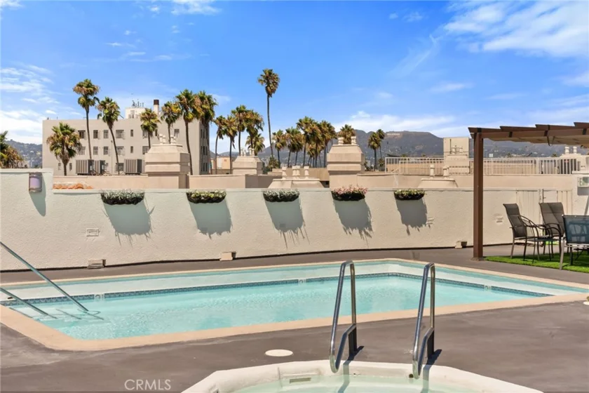 620 S Gramercy Place #412 photo 21