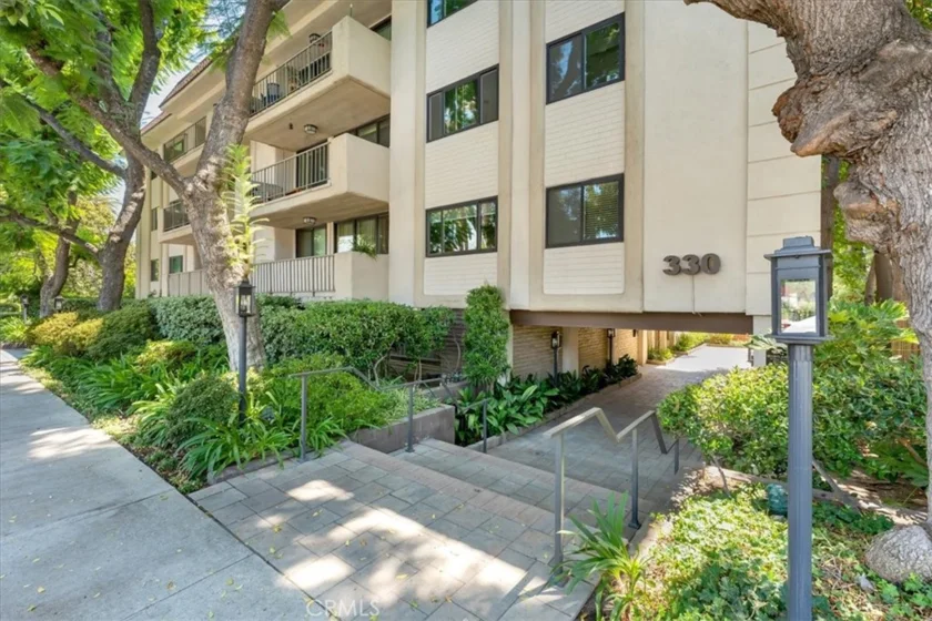 330 W California Boulevard #306 photo 1