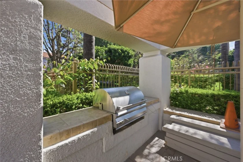 157 California Court photo 46
