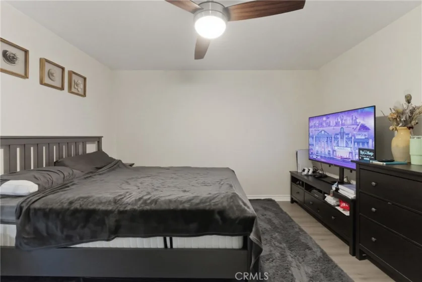 15425 Sherman Way #240 photo 32