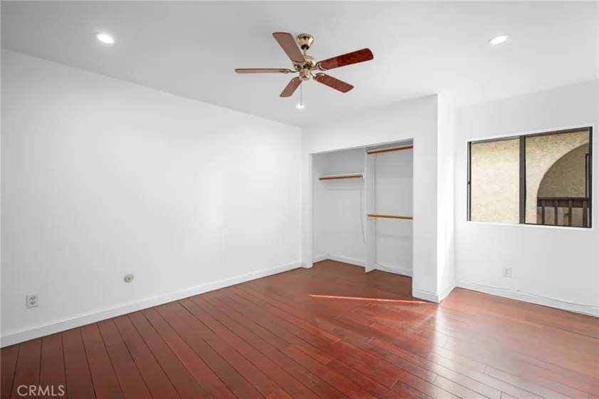 300 N Isabel Street #10 photo 17