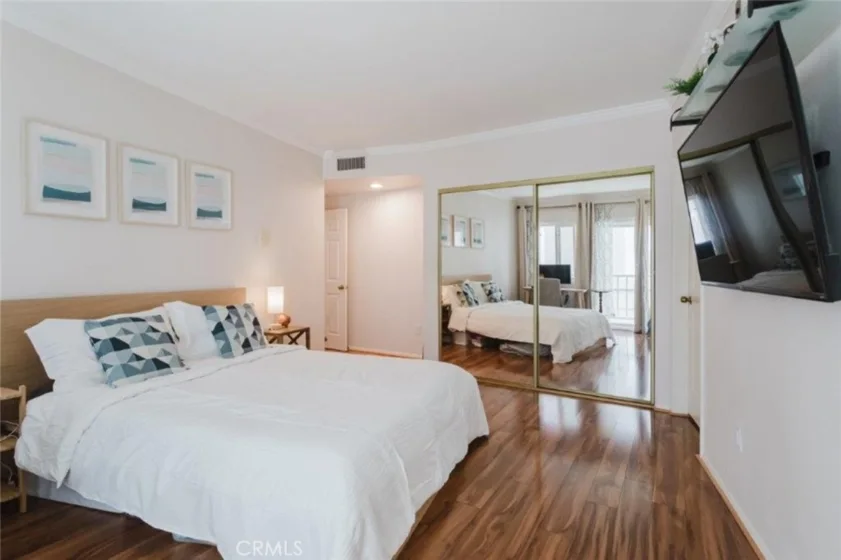 13220 Valleyheart Drive #202 photo 40