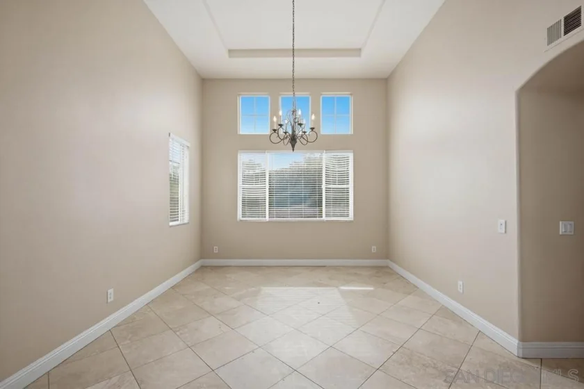 23531 Hobart Court photo 12