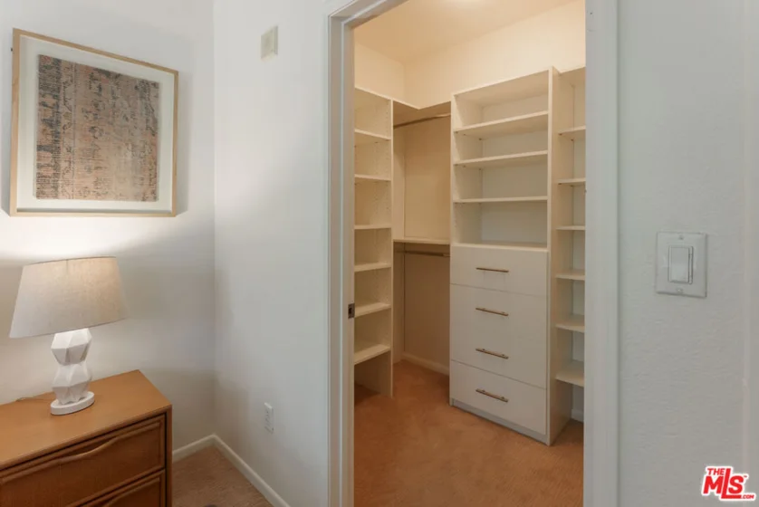 6400 Crescent Parkway #202 photo 21