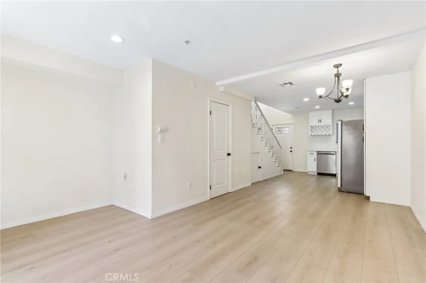 14618 Gilmore Street #16 photo 6