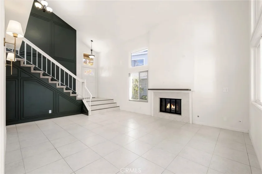 22262 Summit Hill photo 4