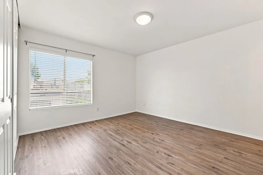 18350 Hatteras #211 photo 24