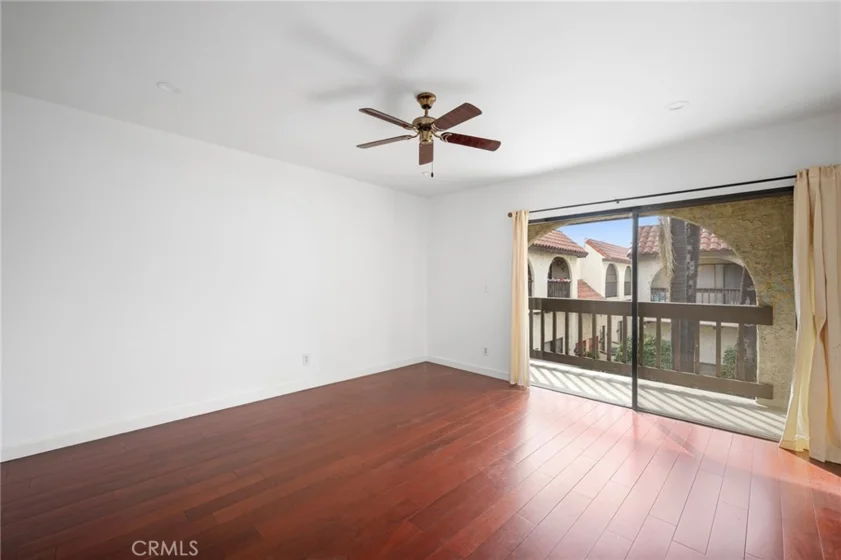 300 N Isabel Street #10 photo 10