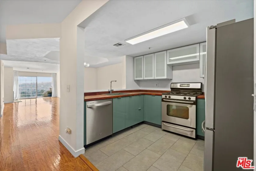 4755 Templeton Street #2113 photo 25