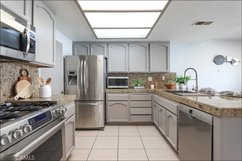 25231 Avenida Pacifica photo 13