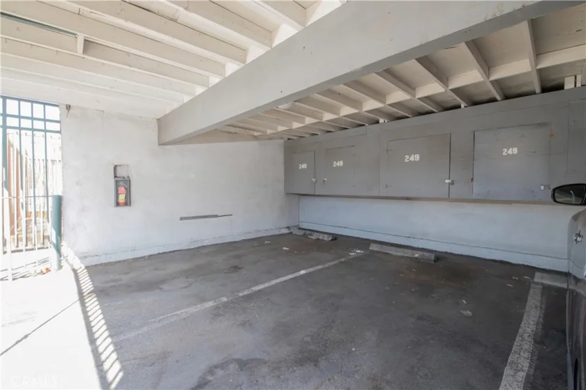 18620 Hatteras Street #249 photo 47