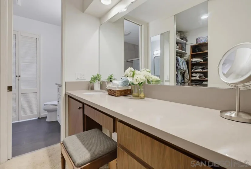 2942 Lawrence Street photo 36