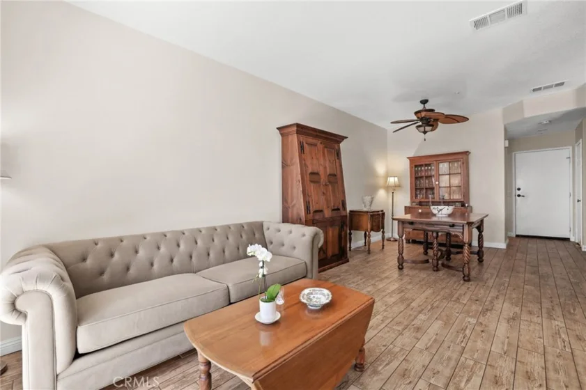 8 Veneto Lane photo 33