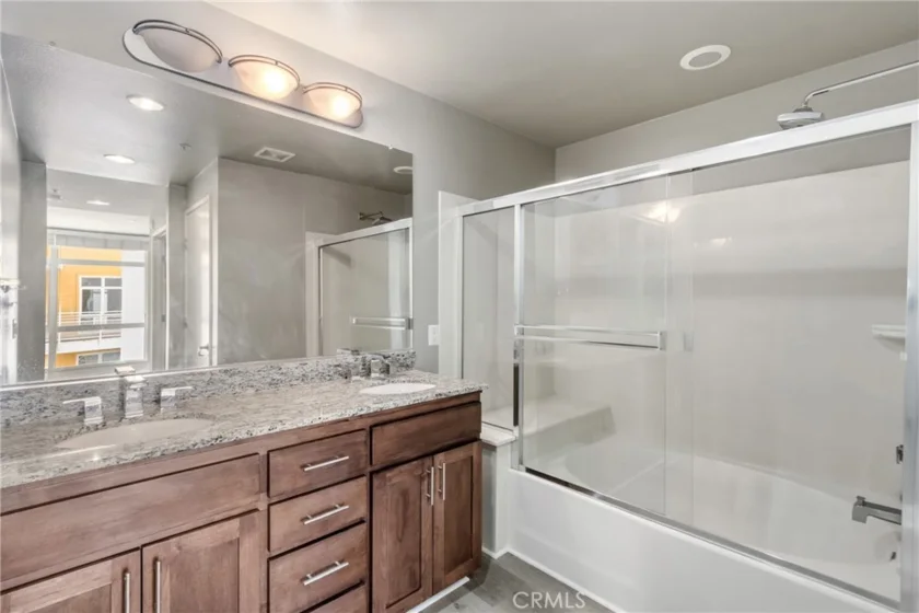 21301 Erwin Street #511 photo 27