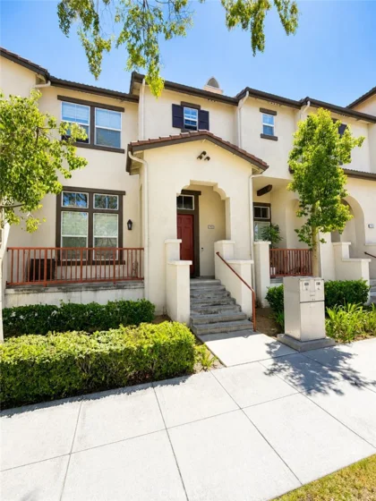 2043 Owens Drive photo 1