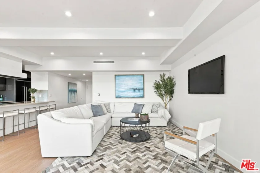 865 Comstock Avenue #14B photo 12