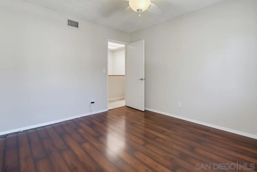 8391 Suntree Place photo 21