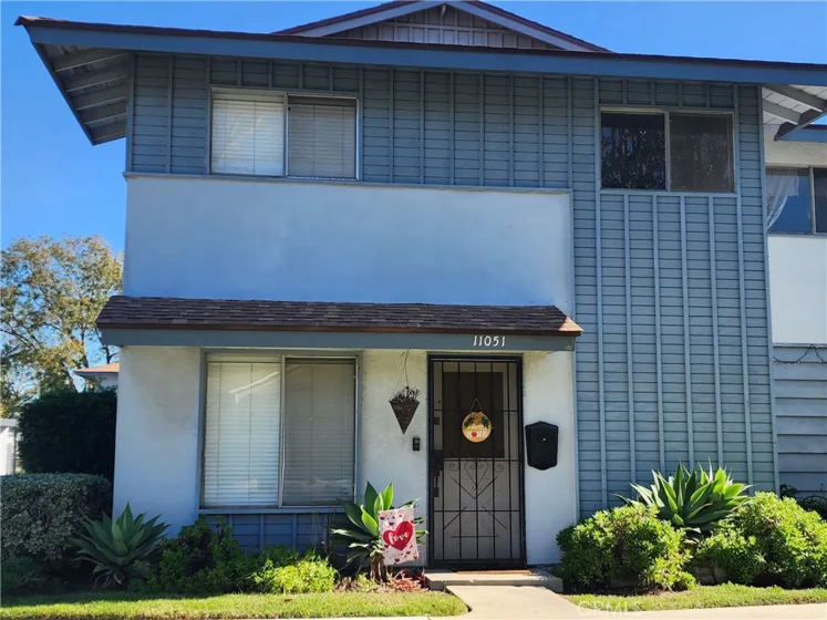 11051 Kibbins Circle photo 1