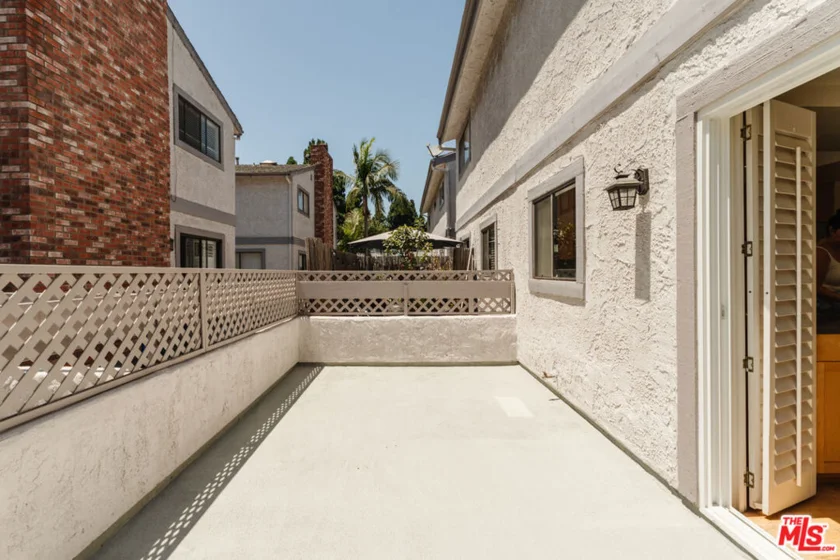 4059 La Salle Avenue #104 photo 6