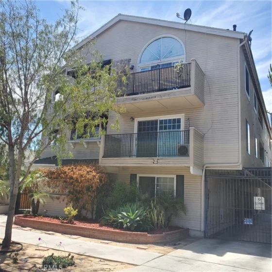 1123 Junipero Avenue #9 photo 1