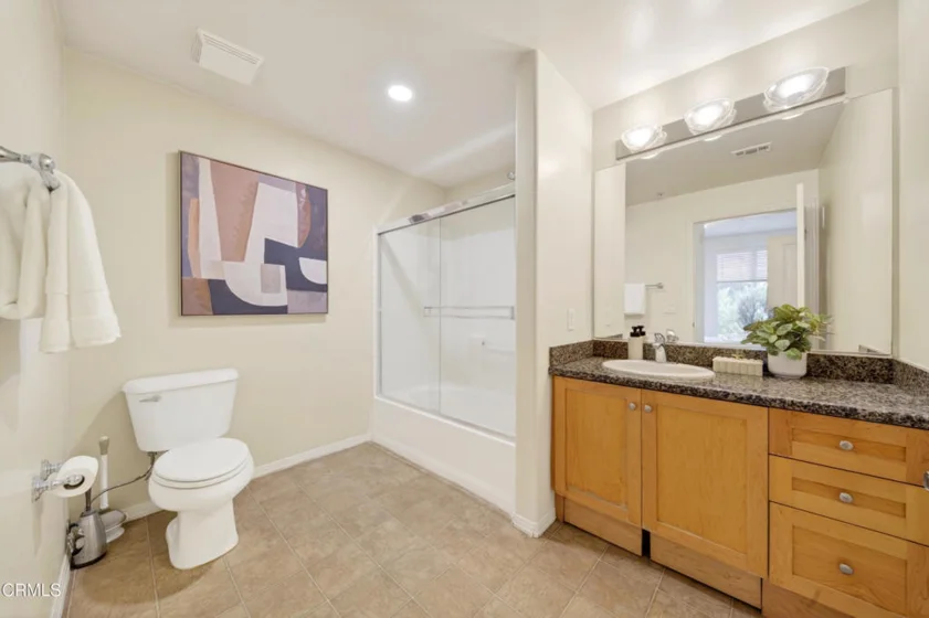 100 S Alameda Street #259 photo 20