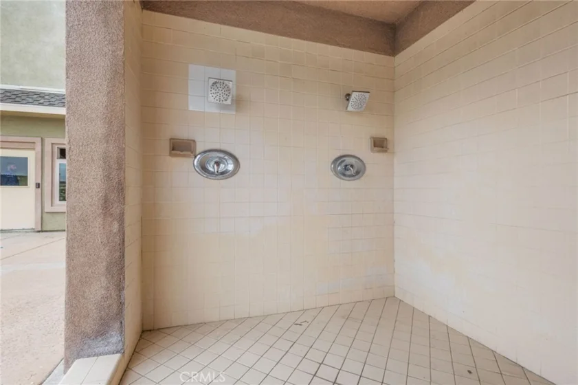 1381 S Walnut #2105 photo 53