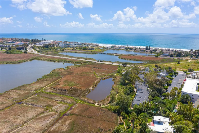 2194 S Coast Highway photo 1